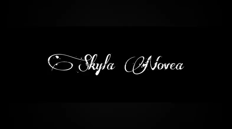 OnlyFans account  skylanoveaxxx header 2