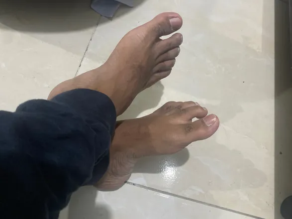 OnlyFans cuenta pieds-pies-feet25 header 2