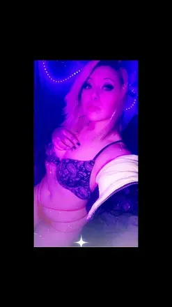 OnlyFans cuenta tigerlilyy777 avatar 1