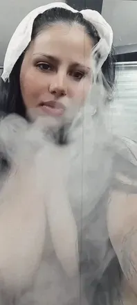 OnlyFans cuenta valeria_san header 2