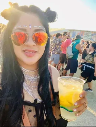 OnlyFans cuenta vickycordovamuak1988 avatar 1