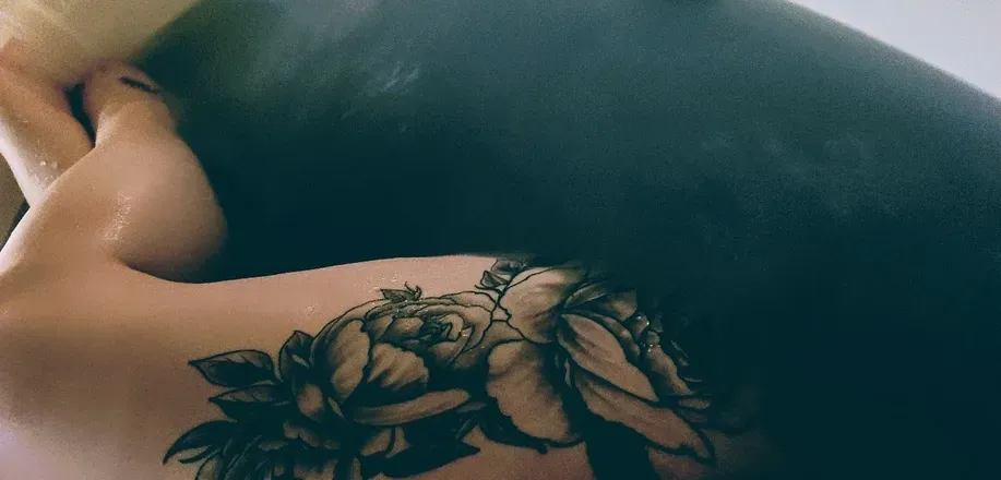 OnlyFans cuenta jillianraine.xoxo header 2