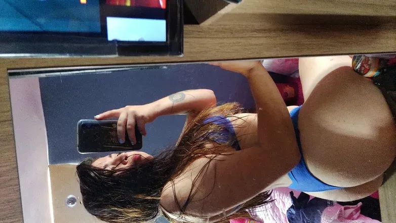 OnlyFans account  noeconstanzaaa07 header 2