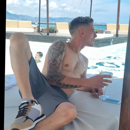 OnlyFans cuenta miguel31418559 header 2