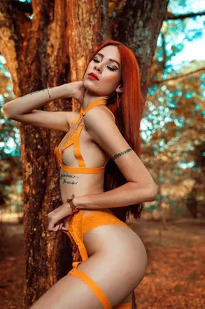 OnlyFans cuenta larapriestly avatar 1