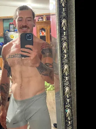 OnlyFans cuenta urhushhushcrush header 2
