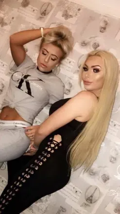 OnlyFans account  khloerosejackson header 2