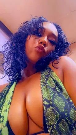 OnlyFans account  ditorainbow avatar 1