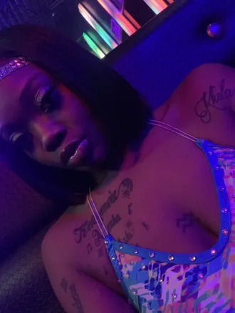 OnlyFans cuenta khocolatee header 2