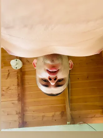OnlyFans account  leoapp header 2