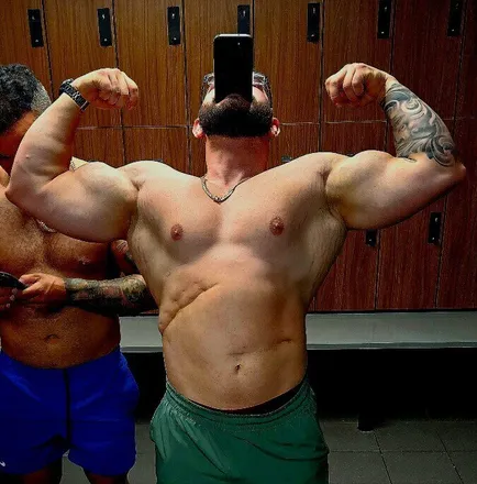 OnlyFans account  dhard0804 header 2