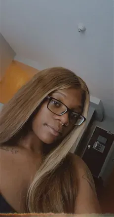OnlyFans cuenta lovelystallion avatar 1
