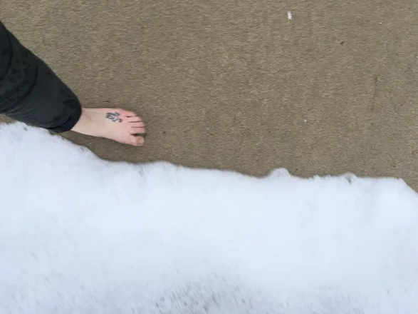 OnlyFans cuenta cherry-toes header 2
