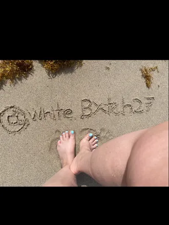 OnlyFans cuenta whitebxtch27 header 2