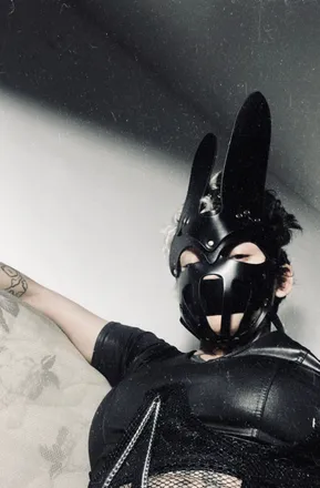 OnlyFans account  psyque_1 header 2