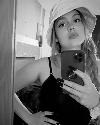 OnlyFans cuenta rosevillavicencio header 2