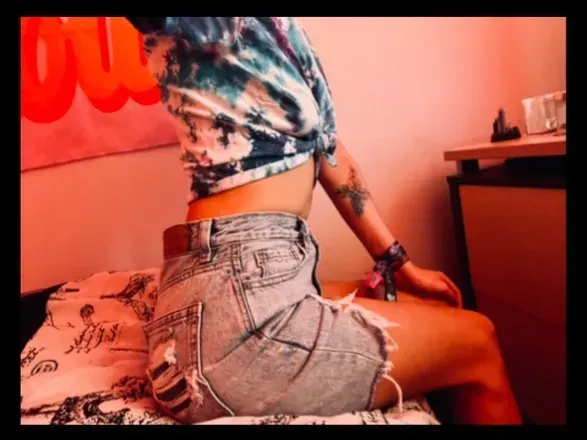OnlyFans cuenta dazeddaiizyxx avatar 1
