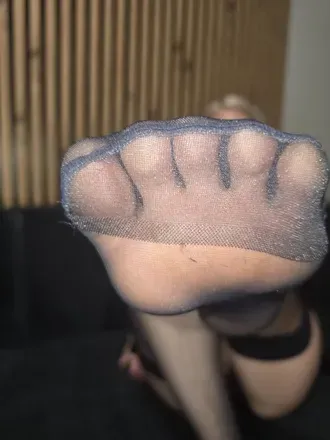 OnlyFans account  veyra_its_me header 2