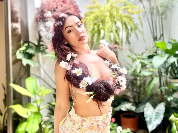 OnlyFans cuenta abril.queen header 2