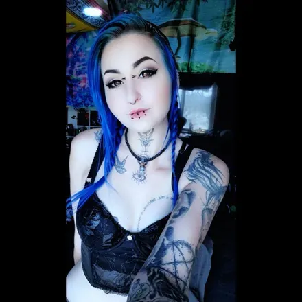 OnlyFans cuenta lovestruck18 avatar 1
