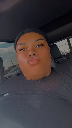OnlyFans cuenta milliondollara5 header 2