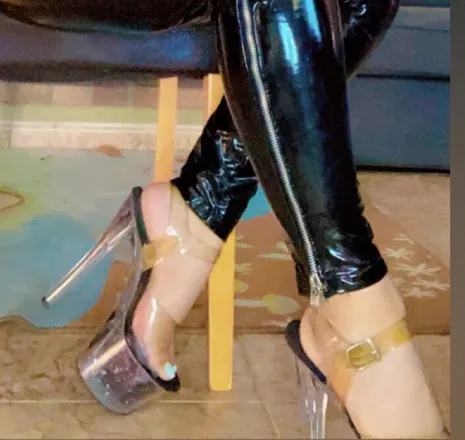 OnlyFans cuenta godesszoe header 2