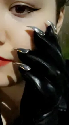 OnlyFans account  thickchickskye header 2