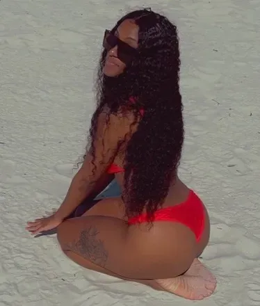 OnlyFans cuenta hourglassdiva avatar 1