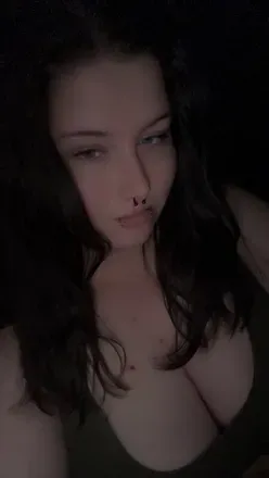 OnlyFans cuenta stonerbitch666 avatar 1