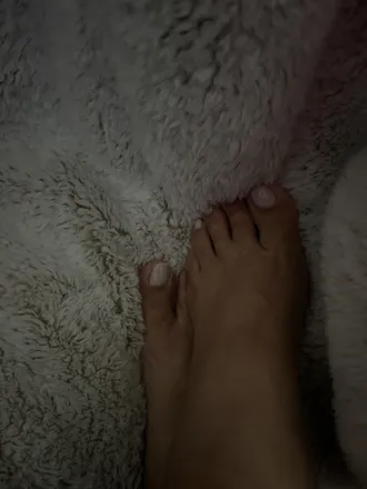 OnlyFans account  luvmyfeet4u header 2