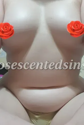 OnlyFans cuenta rosescentedsins avatar 1