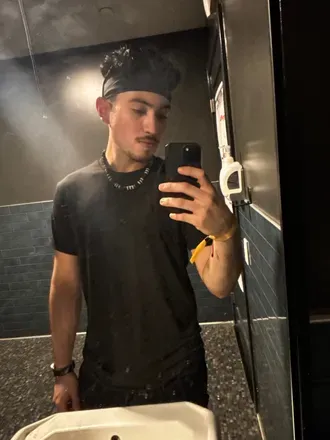 OnlyFans of tonymav19