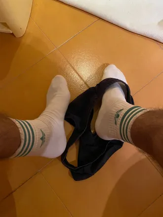 OnlyFans account  feetinlove11 header 2