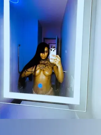 OnlyFans account  spicyricanliyah header 2