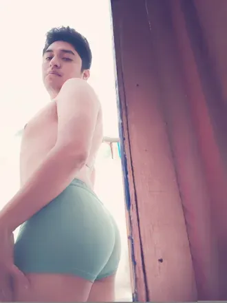 OnlyFans of paredes04