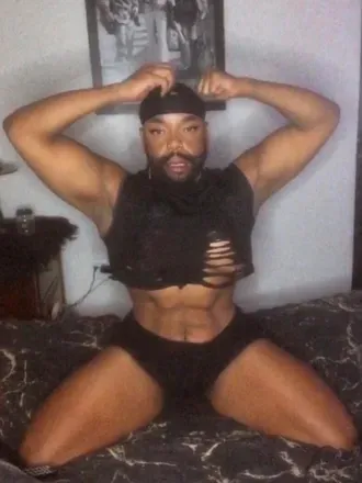 OnlyFans account  beefbabybash avatar 1