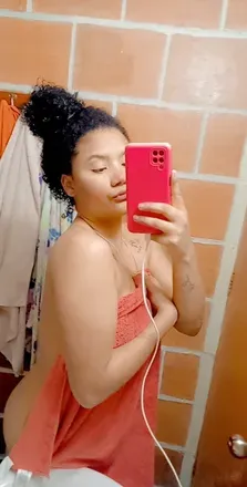 OnlyFans cuenta auracerra avatar 1