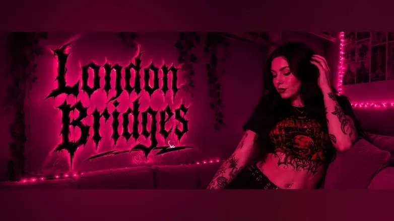 OnlyFans account  xxlondonbridges header 2