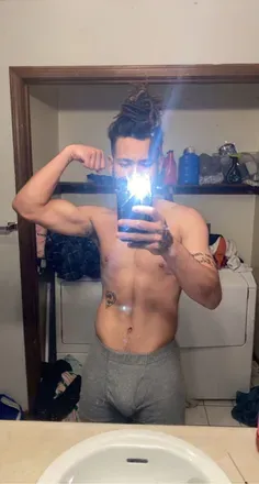 OnlyFans account  mikel18785148 avatar 1