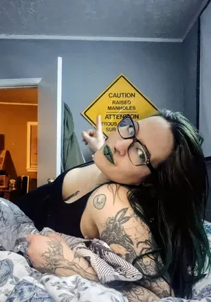 OnlyFans account  black_hearts91 avatar 1