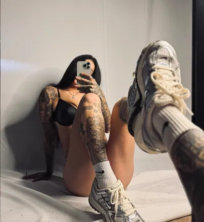OnlyFans cuenta manuelamontenegrooo header 2