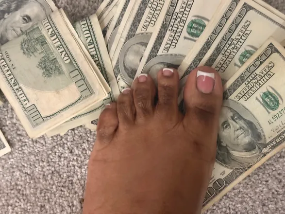 OnlyFans account  therealmochacream header 2