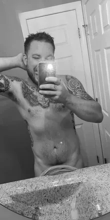 OnlyFans cuenta kyfarmboy avatar 1