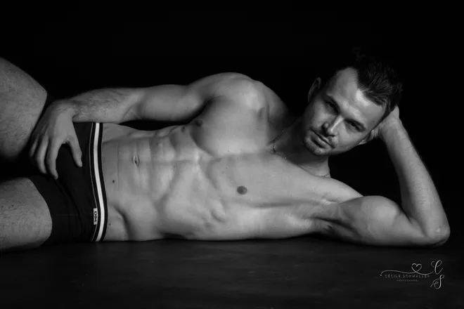 OnlyFans cuenta lhommeflo header 2