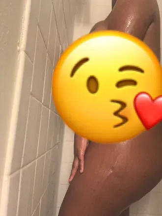 OnlyFans cuenta hersheysnokissestho avatar 1