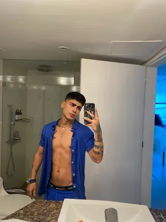 OnlyFans cuenta darencharles avatar 1