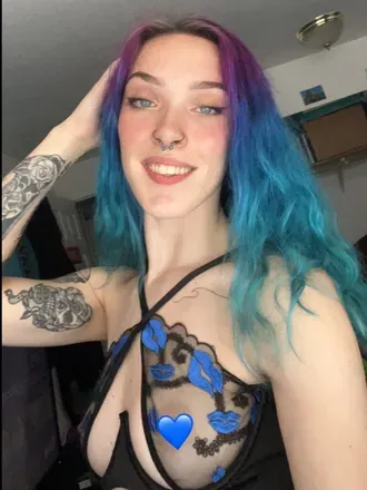 OnlyFans cuenta tatted_babe_420 avatar 1