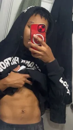 OnlyFans account  urgfisnotstraight avatar 1