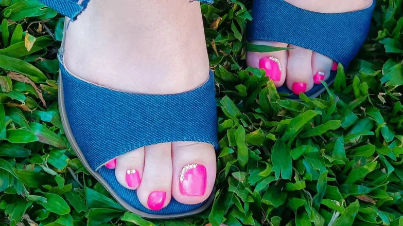 OnlyFans cuenta feetforyou_33 header 2