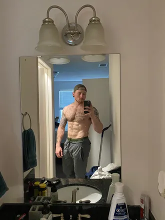 OnlyFans cuenta ginger_grey header 2